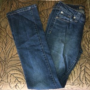 Women’s/juniors Jeans